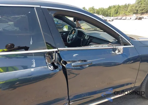 2021 Volvo Xc60 T5 Inscription из США, поврежденный, VIN YV4102RLXM1698014